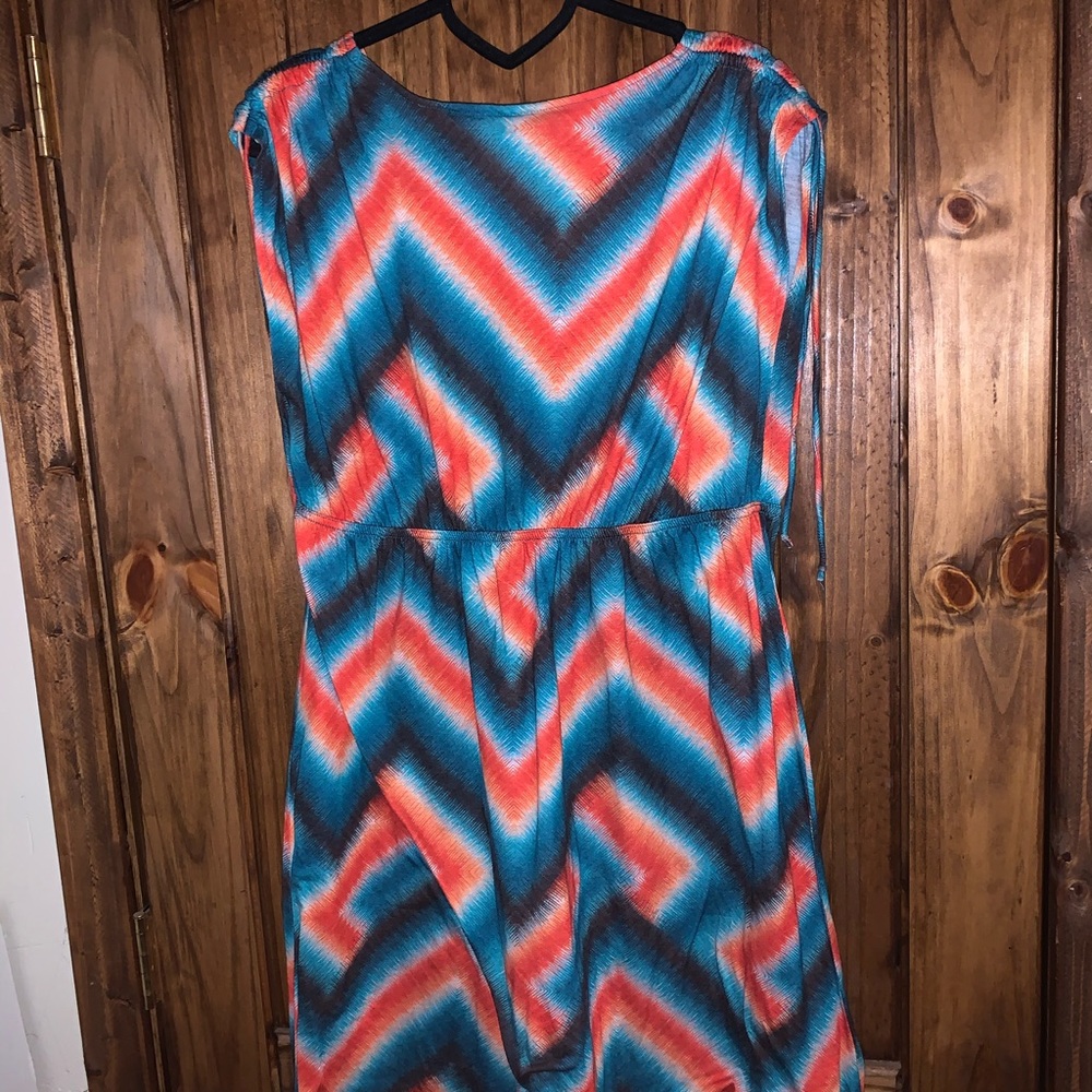 Colorful Dress - Picture 2 of 3